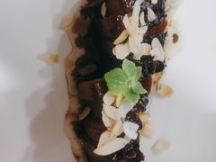 -香山湖渔家大院