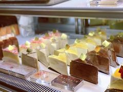 -卷心卷意·轻甜蛋糕(新光天地店)