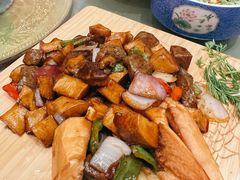 吐司面包黑椒牛仔粒-梁溪河畔·吉府花园(南长街南下塘店)