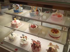 面包甜点陈列柜-好利来(南京路一店)