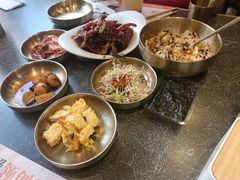 -草家酱蟹炭火烤肉店(珲春南路二店)