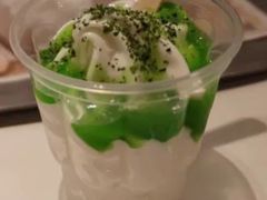 香香香菜新地-麦当劳(世界城广场店)