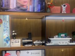 -一代眼镜·蔡司配镜(浦东大拇指广场店)