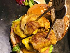 双片鹅肝汉堡-HIGH FIVE哈福手工汉堡(桂林路店)