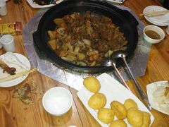-山妹子铁锅炖