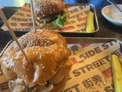 -Side Street街旁(交道口店)
