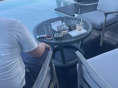 -瑰丽酒店·海吧·天际下午茶·现场DJ·天台酒吧