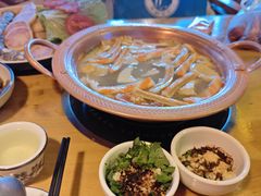 -民食香·腊排骨野生菌美食(木府店)