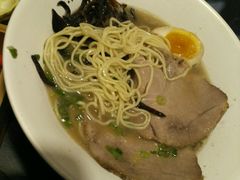 -一豚轩·烧鸟·豚骨拉面(五四路店)