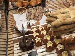 -Dough&Joe团憩(瑞虹天地月亮湾店)