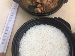 -龙记桂林米粉(财满街店)
