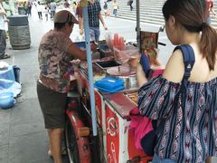 -詹爷爷乌节路街头冰淇淋