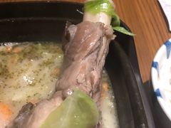 -阿香米线(凯德广场.1818店)