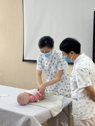 -盈月阁母婴护理中心·月子中心·月嫂育儿嫂