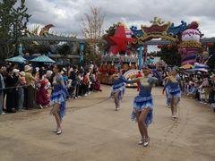 -七彩云南欢乐世界