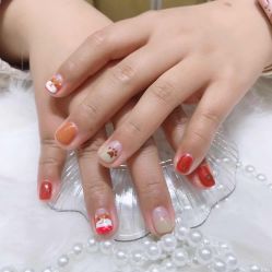 -吉吉靓甲美睫
