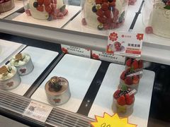 -花花卷卷·鲜食蛋糕(静安久光百货店)