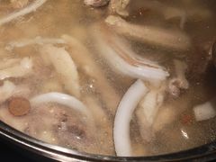 -三个椰子·现砍椰子鸡(金源CBD店)