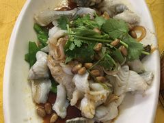 碧绿骨香鲈鱼-肥姐美食(同福中路店)