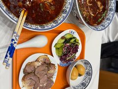 -德元兰州纯汤牛肉面(龙阳路店)