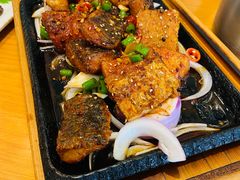 平锅糍粑鱼-莲餐厅·湖北菜·潜江小龙虾店(愚园路店)