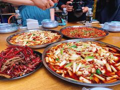 -邱金小炒·30 年盐帮江湖菜(自贡店)
