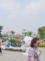 -季高兔窝窝亲子园(上海薰衣草公园店)