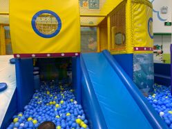 -莫莉幻想儿童乐园(广州番禺永旺店)