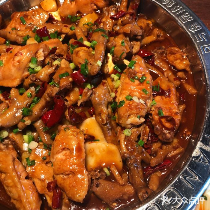 胖哥俩肉蟹煲(学林街店)鸡翅煲图片