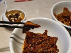 -味上湘菜馆(岳麓山店)