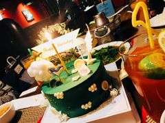 -山与蓝·轻糖鲜果蛋糕(勒泰店)