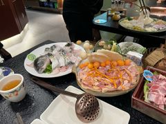 -得意咚瓜·顺德鱼生·冬瓜火锅(深圳首店)