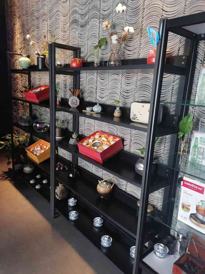 打分 兰亭茶叙环境优美安静,不管是商务,聚餐还是品茶聊天都可以!