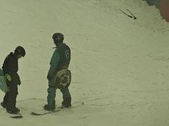 -乔波室内滑雪场