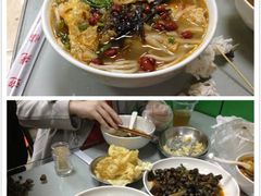 -丽丽三鲜螺蛳粉(田林路店)