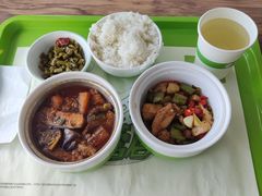 -老乡鸡(南京龙池地铁站蓝郡店)