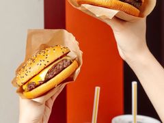 -麦当劳(湛江大厦店)