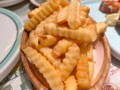 -雍哲港式餐厅(现代广场店)
