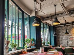 -自然食集西餐厅(泰晤士小镇店)