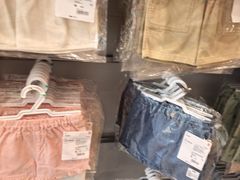 -优衣库(上海颛桥万达广场店)