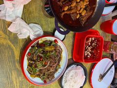 -老闵田螺馆·南昌特色小炒(梦时代店)