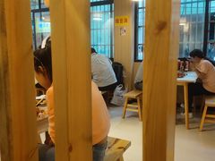 -郑记•不夜城烧烤•龙虾•虾蟹(黄鹤楼店)