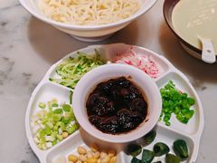 老北京炸酱面-北平三兄弟涮肉(簋街总店)
