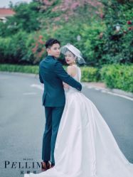 -派丽莫Pellimo原创设计婚纱品牌
