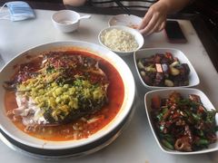 -嘉丰湘菜馆(芳群园店)
