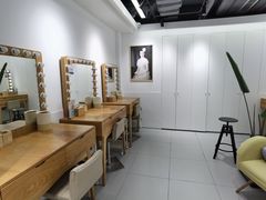 -天真蓝照相馆(杭州滨江宝龙店)