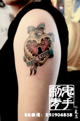 -鬼手纹身小鬼店