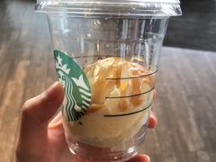 -星巴克(上海虹桥新天地二店)