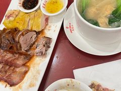 -广东仔港式茶餐厅(银泰店)