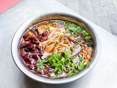 -老五鸡丝豆花面粉(瑞金北路68号院店)
